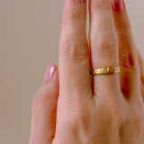 18ct vintage gold and coral ring