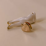 Keepsake vintage gold locket