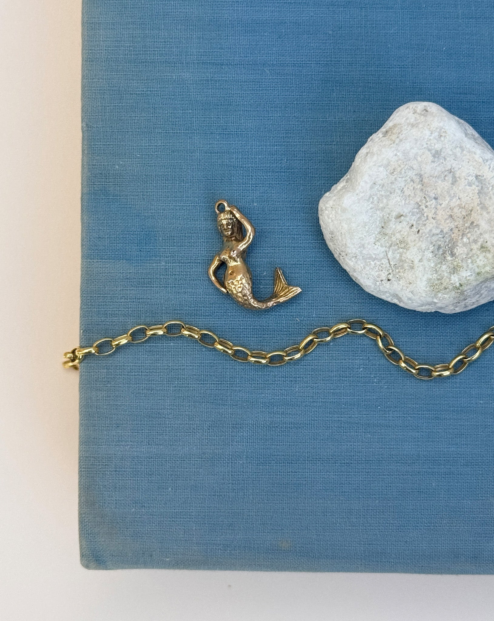 9ct gold mermaid charm