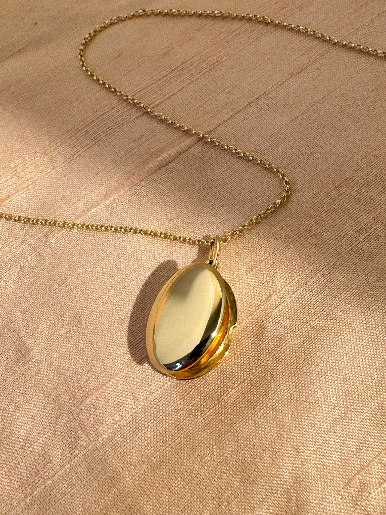 Treasured heirloom locket in solid yellow gold