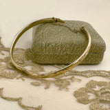 Victorian 9ct yellow gold bangle is beautiful condition