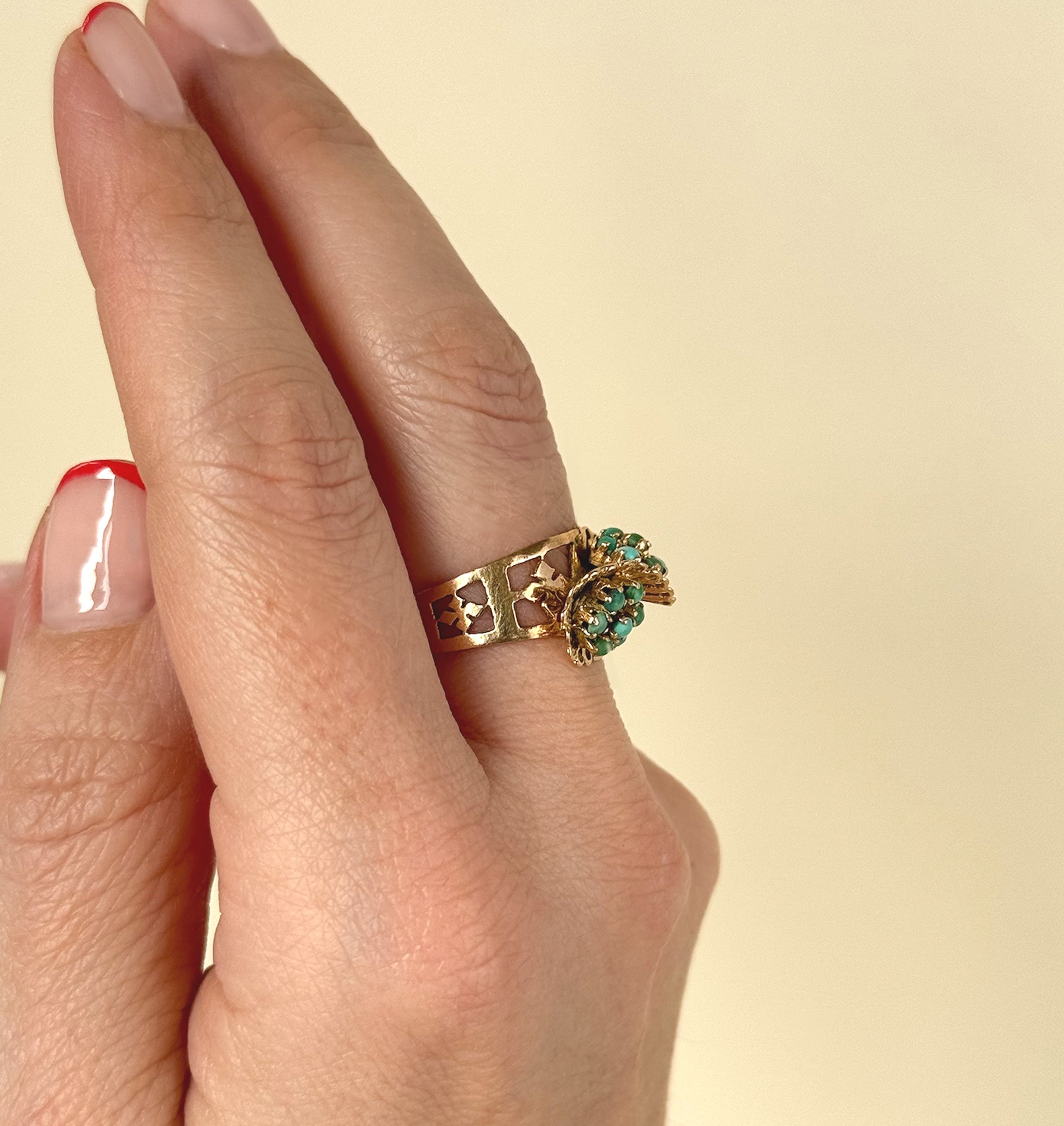 Unique mid century turquoise ring