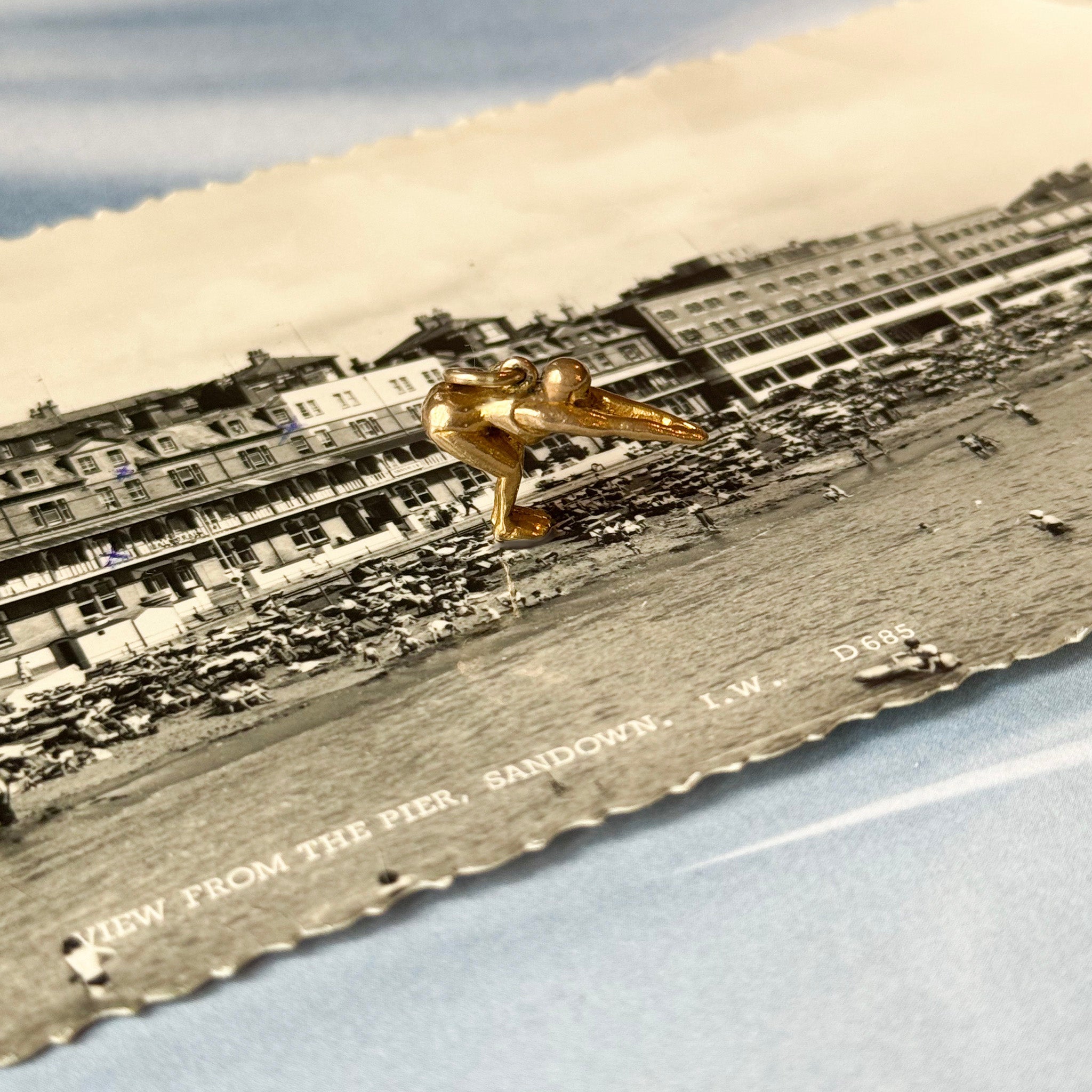 Vintage 9ct gold one of a kind swimmer charm