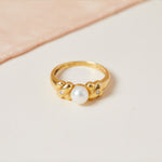 Vintage Kiss ring with pearl and diamonds