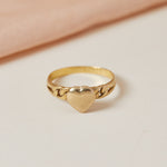 Antique collectable 18ct gold ring