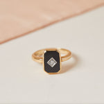 9ct vintage Onyx and Diamond ring