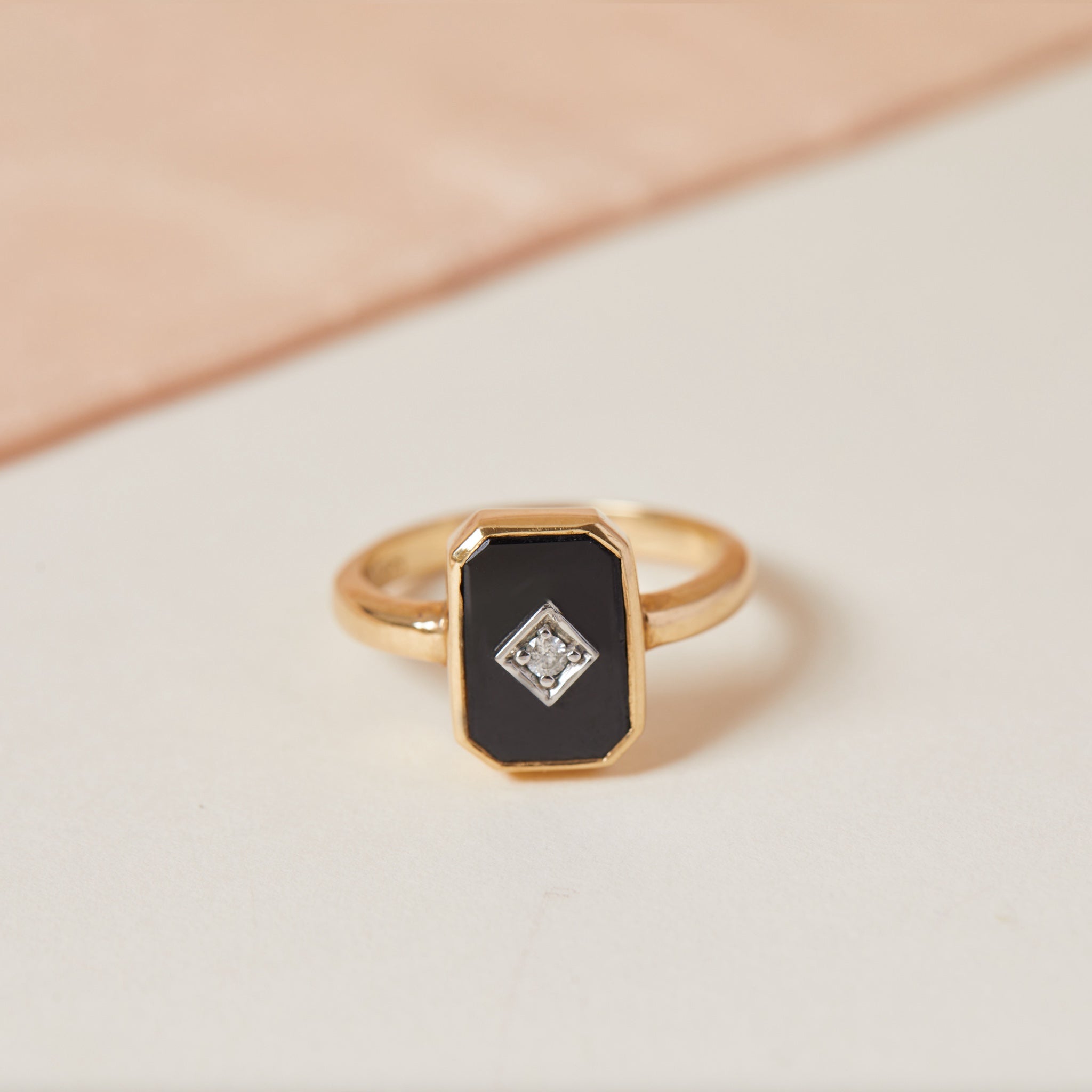9ct vintage Onyx and Diamond ring