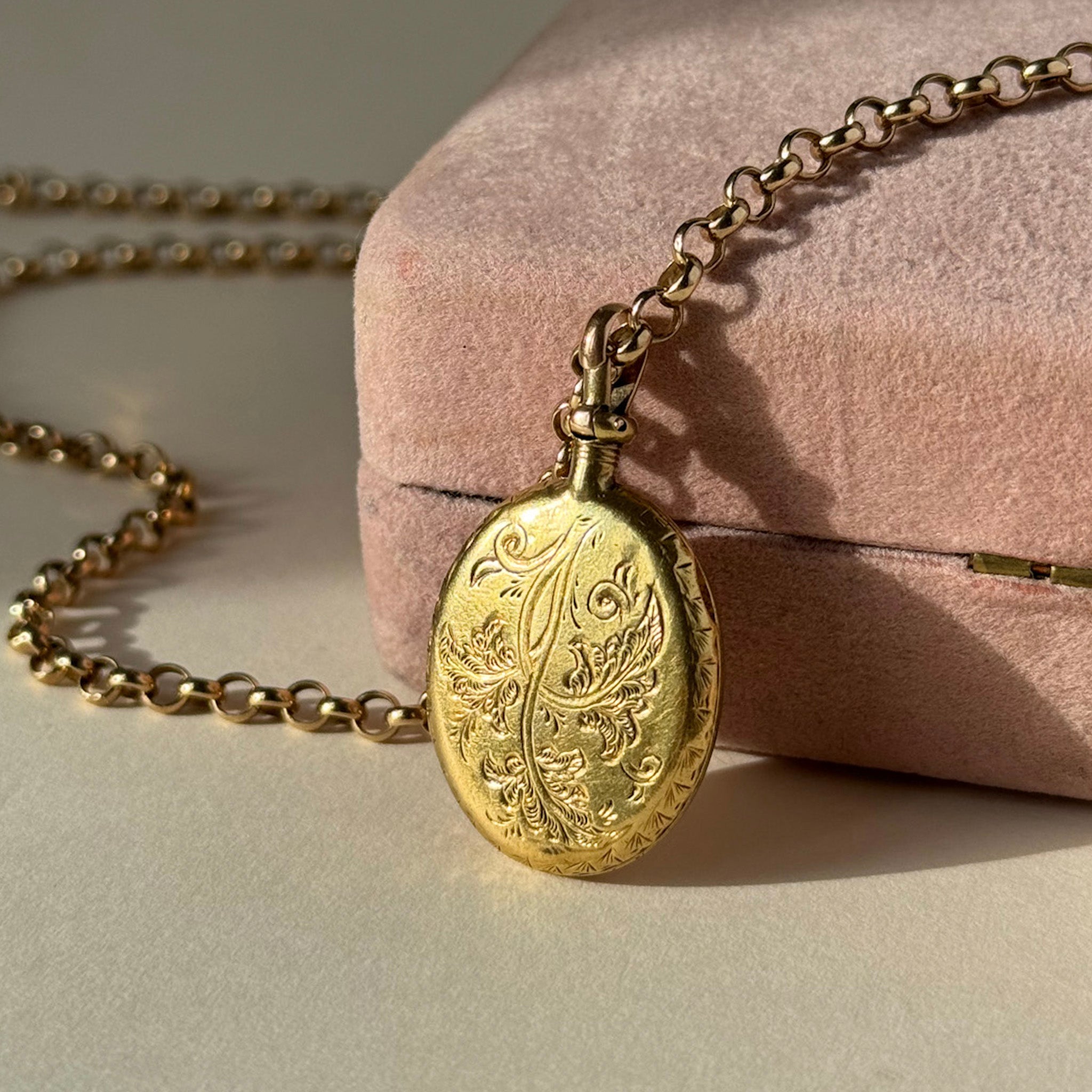 Victorian 15ct Gold Locket, Unique Albert Swivel Clasp – Florenceandnell