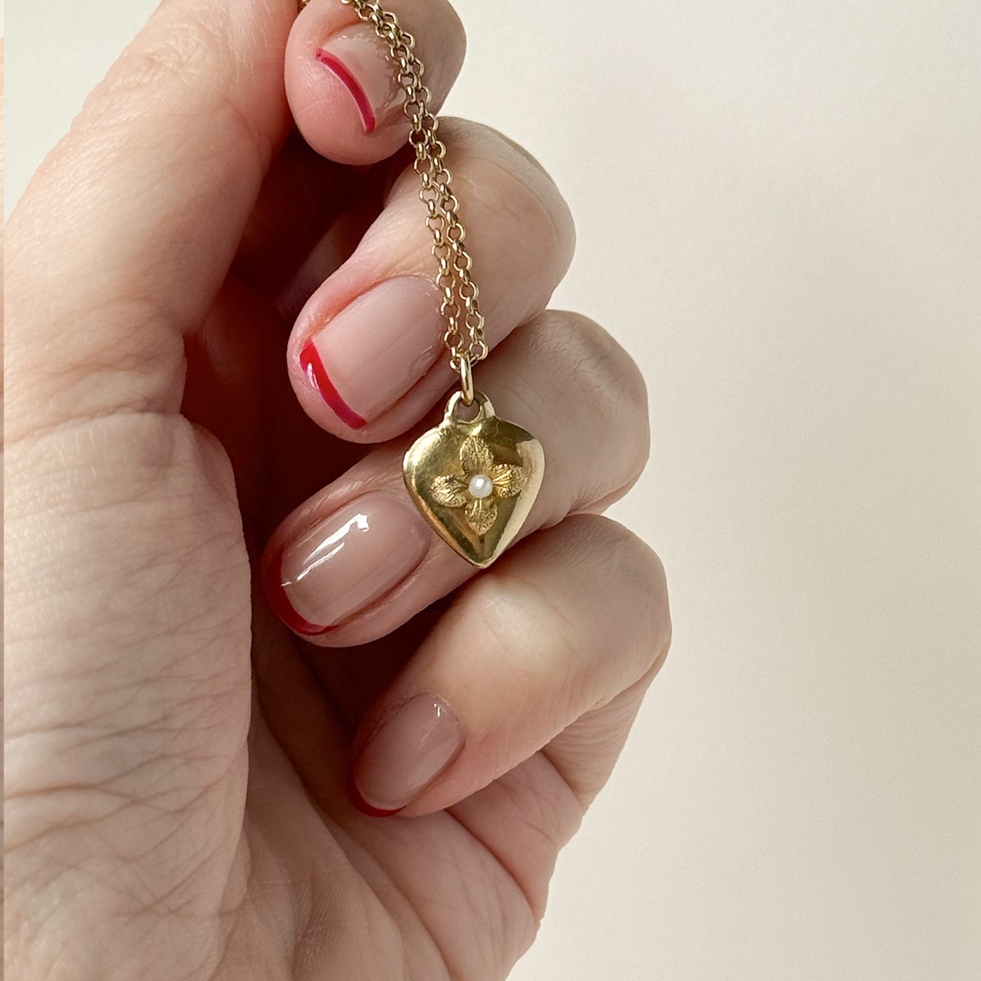 Unique antique heart pendant 