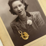Vintage lucky horseshoe and heather 9ct yellow gold charm 