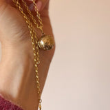 Beautiful vintage ball locket 9ct gold 