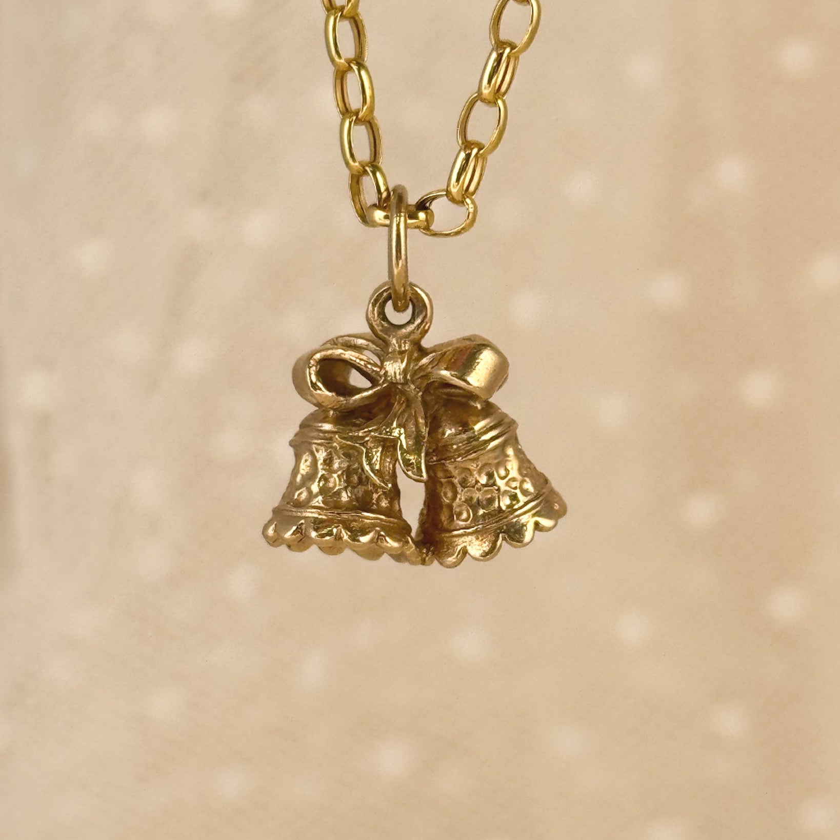 Vintage Wedding bell charm in 9ct gold 